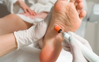 Обзор лучших аппаратов для подолога и мастера педикюра в 2025 году