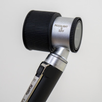 Dermatoskop_KaWe_Piccolight_D-2