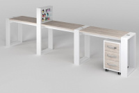 Стол маникюрный MATRIX (трехместный, с подставкой для лаков и тумбой) фото стол маникюрный matrix (трехместный, с подставкой для лаков и тумбой)